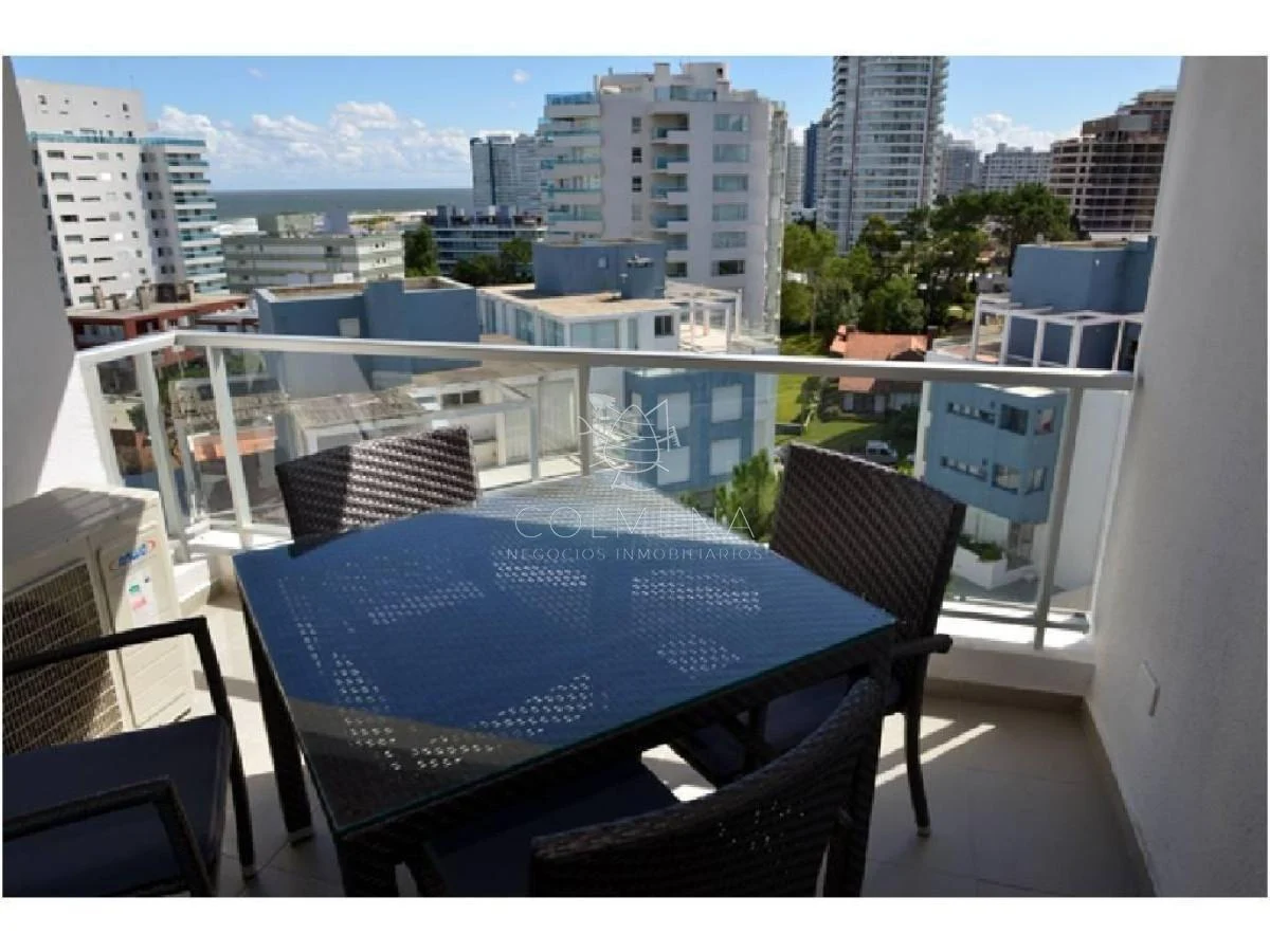 Apartamento 2 dormitorios con vista a la brava en Alquiler anual