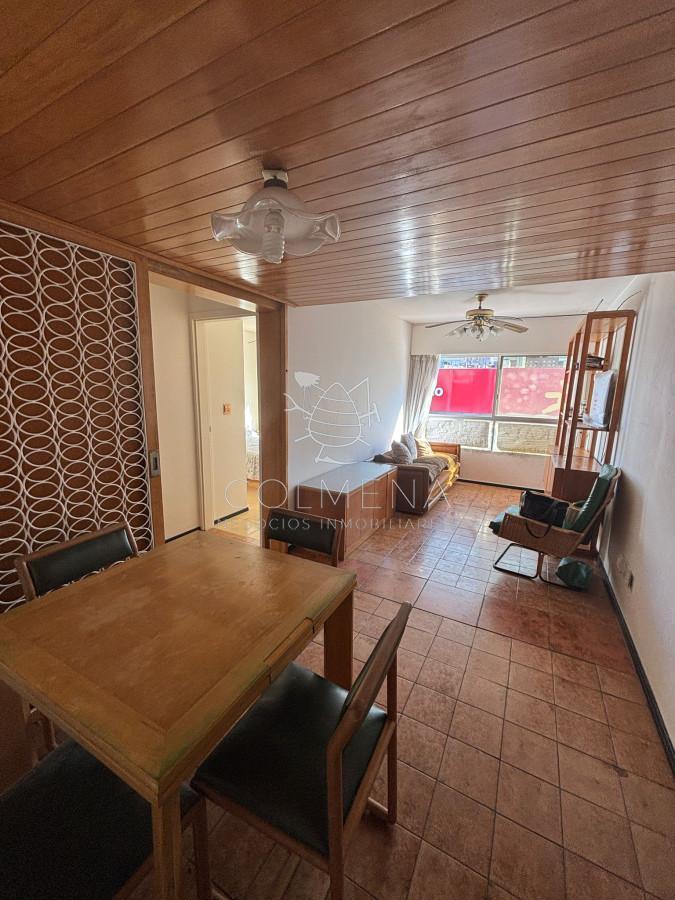 Foto de Oportunidad de negocio! Apartamento de 2 dormitorios y 2 baños con, imagen 1