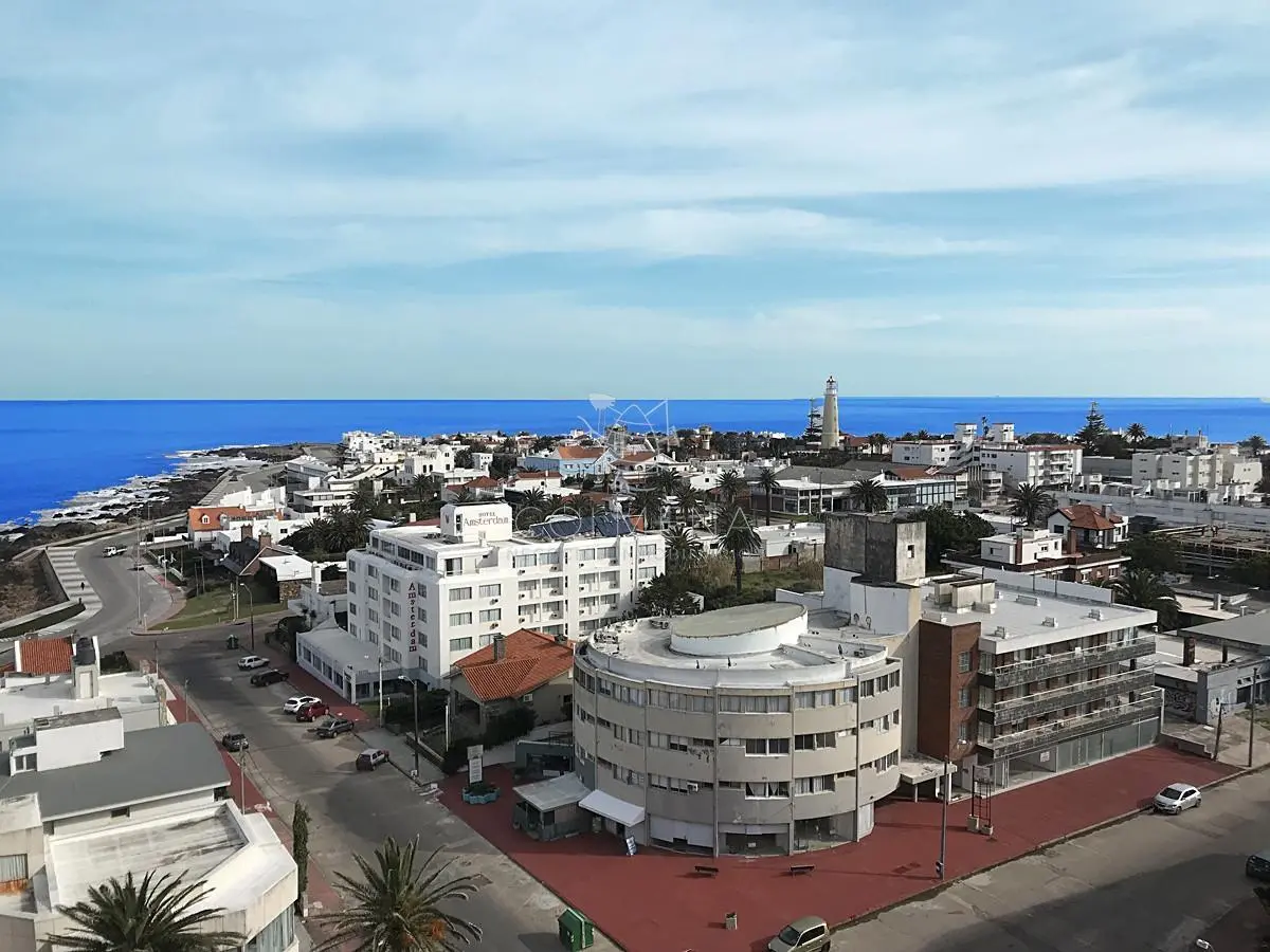 Apartamento en Península 2 dormitorios con terraza y garage 3