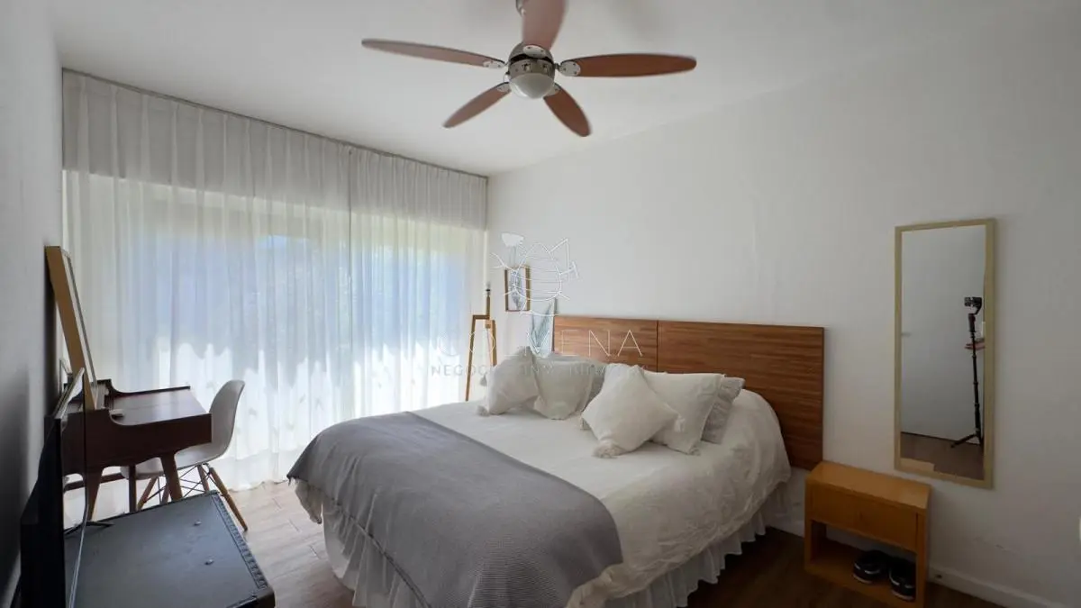 Casa en barrio Privado alquiler Anual 5
