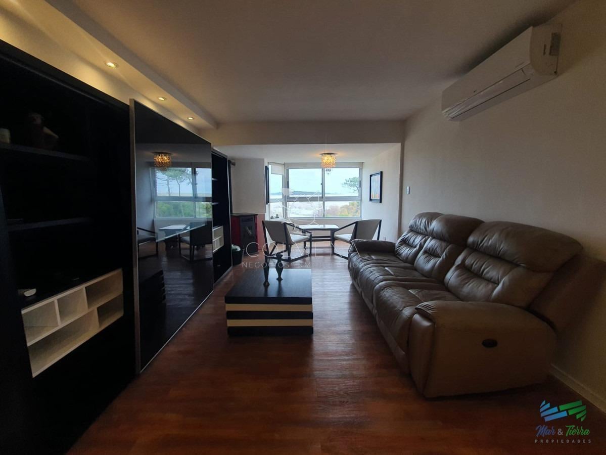 Foto de Edificio de 3 dormitorios en Punta del Este primera línea Mansa, imagen 5