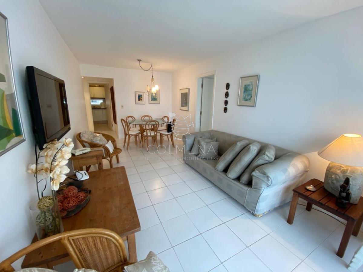 Apartamento en OPORTUNIDAD!!