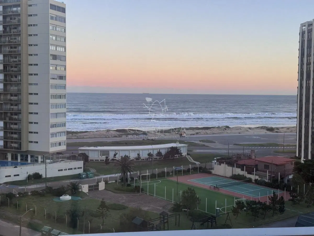Apartamento totalmente reciclado ubicado a pasos del mar 1