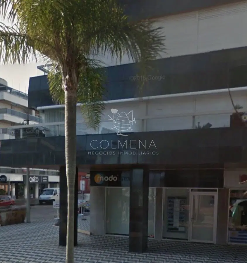 ALQUILER ANUAL - Local comercial de 118 m2 en Gorlero a metros de la rambla del puerto. Consulte!!!! 1