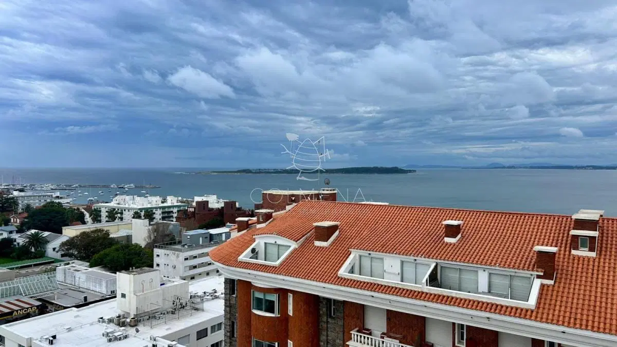 Apartamento en Peninsula 8