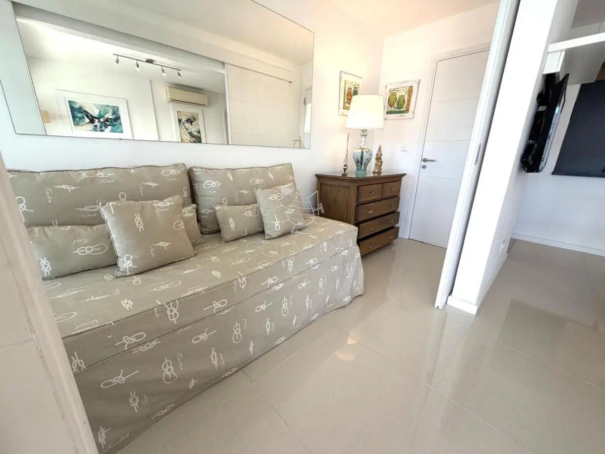 Espectacular apartamento en venta en playa brava, 2 dormitorios y medio. 4