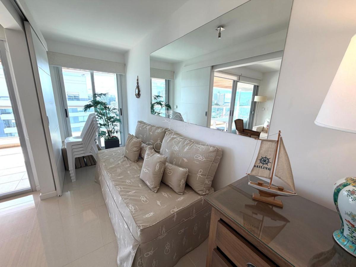 Foto de Espectacular apartamento en venta en playa brava, 2 dormitorios y medio., imagen 2