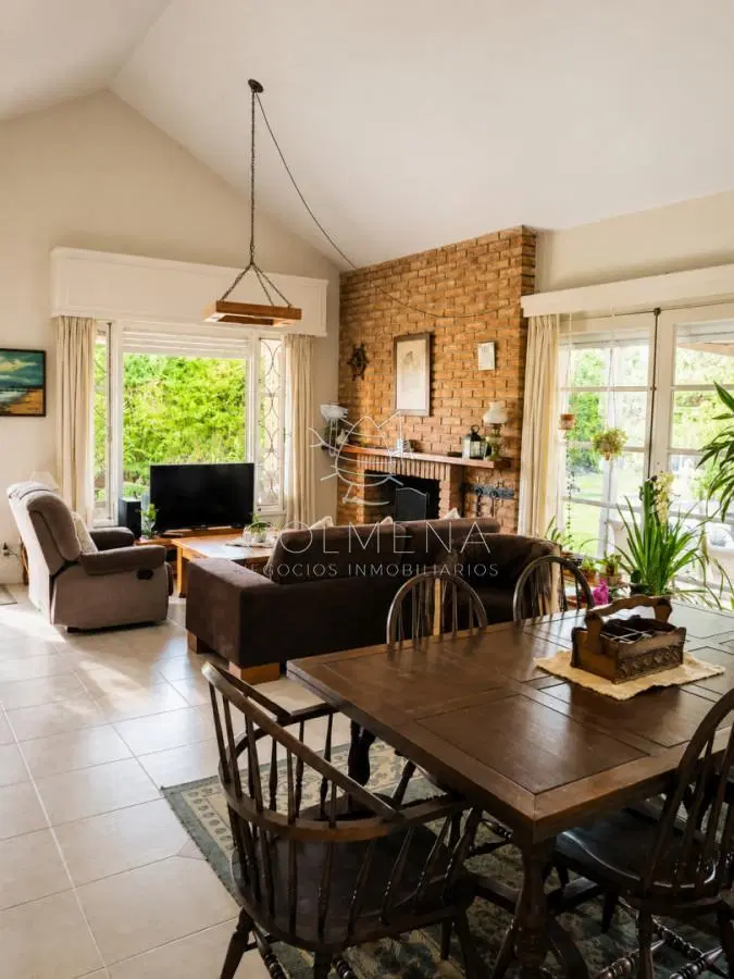 CASA 4 DORMITORIOS EN PLAYA MANSA - Las delicias 4