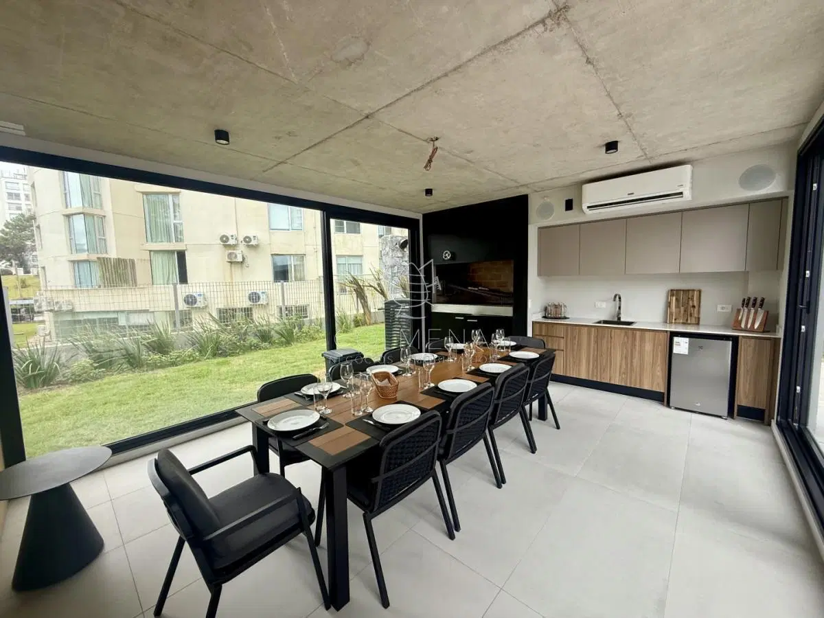 Apartamento en venta de 2 dormitorios en Manglar Brava, Playa Brava, Punta del Este 3