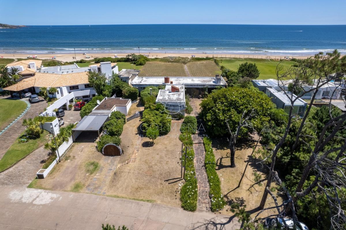 Casa en primera linea al mar en Solanas