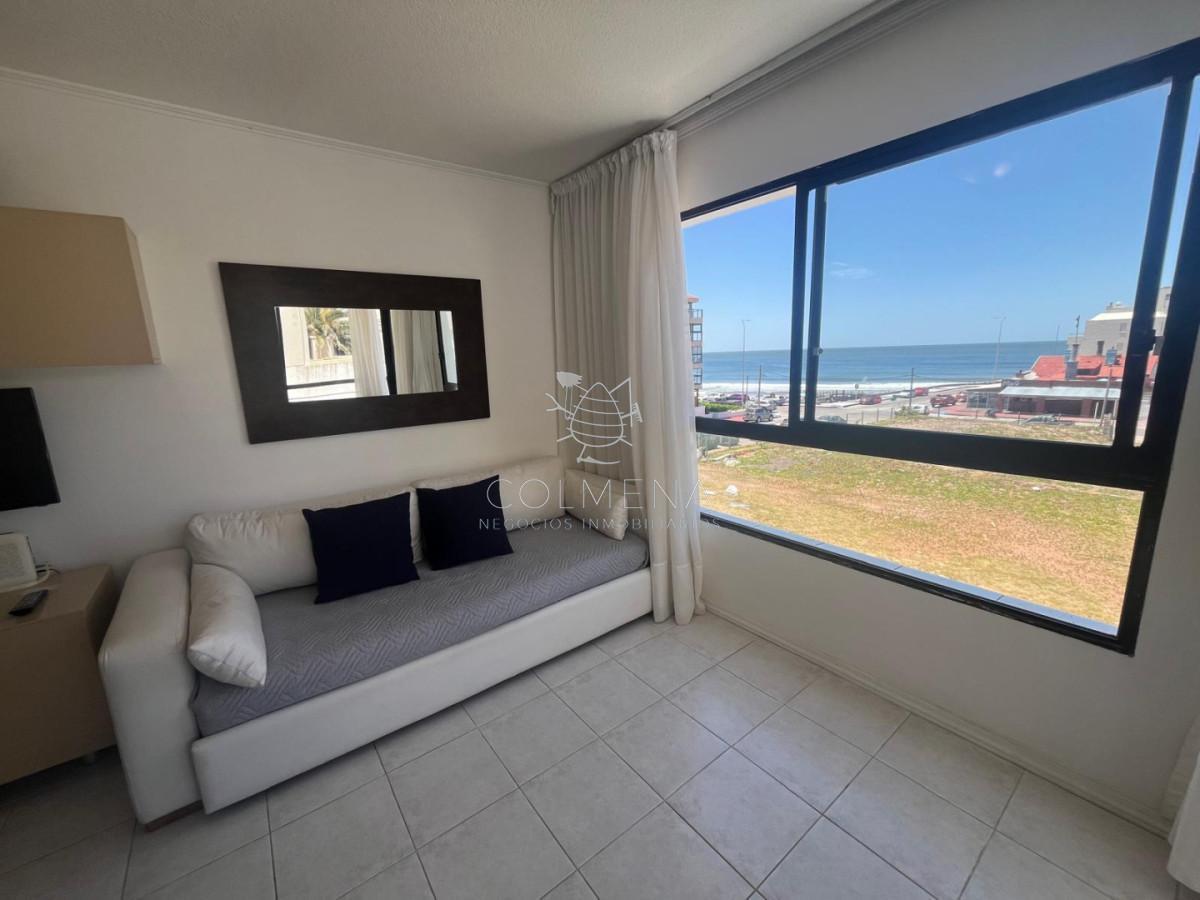 Foto de Excelente departamento en venta en La Pensinula de Punta del Este, a, imagen 1