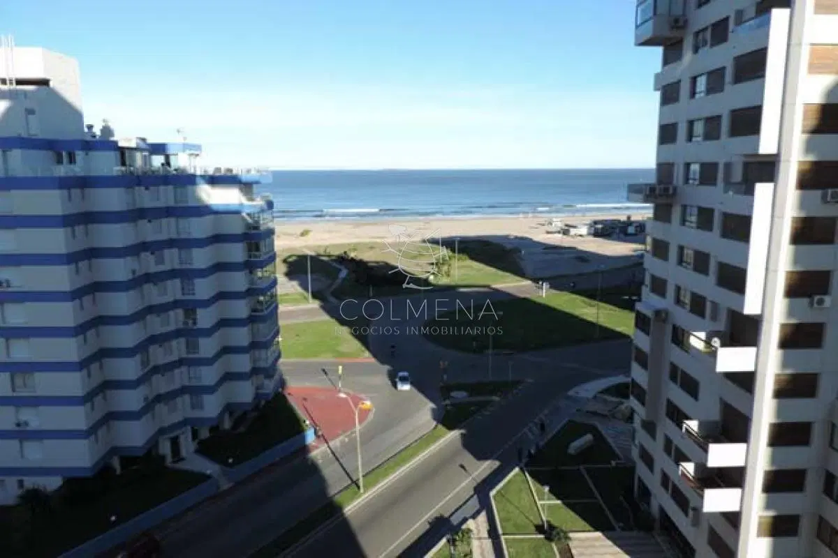 Apartamento en Brava, 3 dormitorios 3