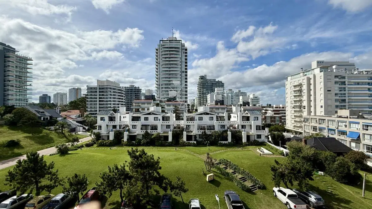 Apartamento de 1 dormitorio en venta en Manglar Albor, Playa Brava, Punta del Este 2