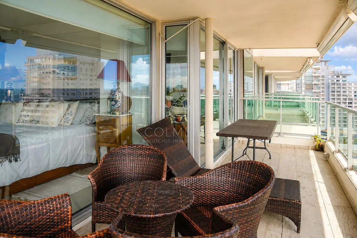 Departamento de 3 dormitorios en venta a pasos del mar. Gala Tower 4