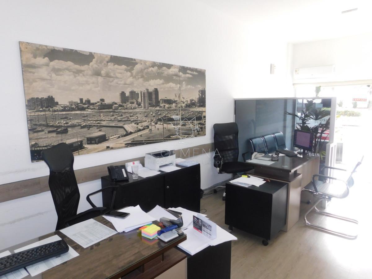 Foto de LOCAL EN VENTA EN PENINSULA, imagen 1
