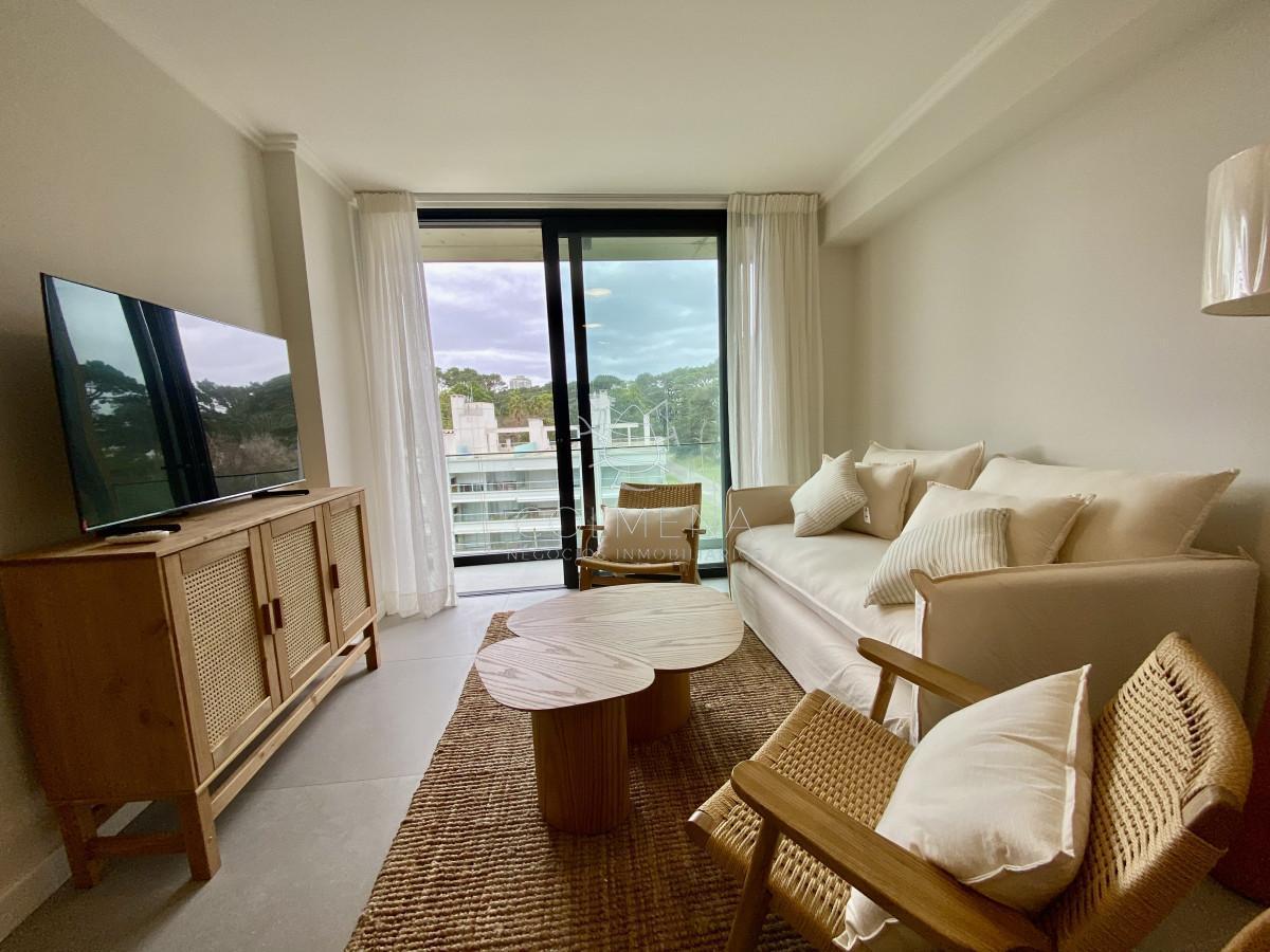 Foto de Alquiler Apartamento 2 dormitorios frente al mar en playa mansa, imagen 4