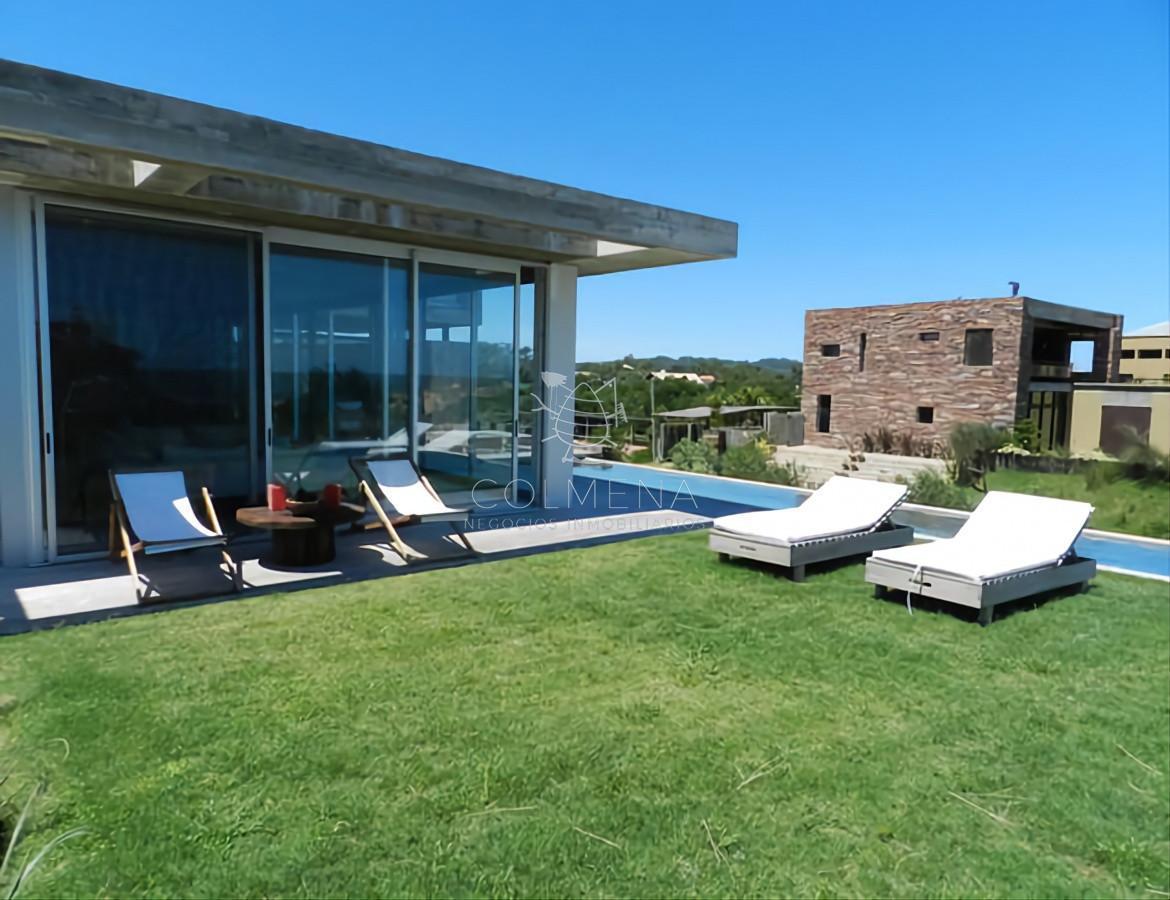 Foto de Excelente casa moderna en Tio tom, pegada al mar, imagen 5