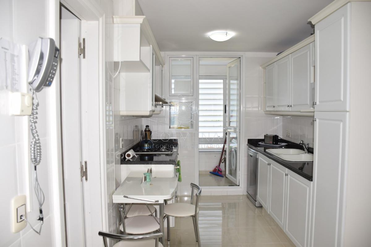 Foto de VENTA ALQUILER PUNTA DEL ESTE PRIMERA LINEA MANSA, imagen 3