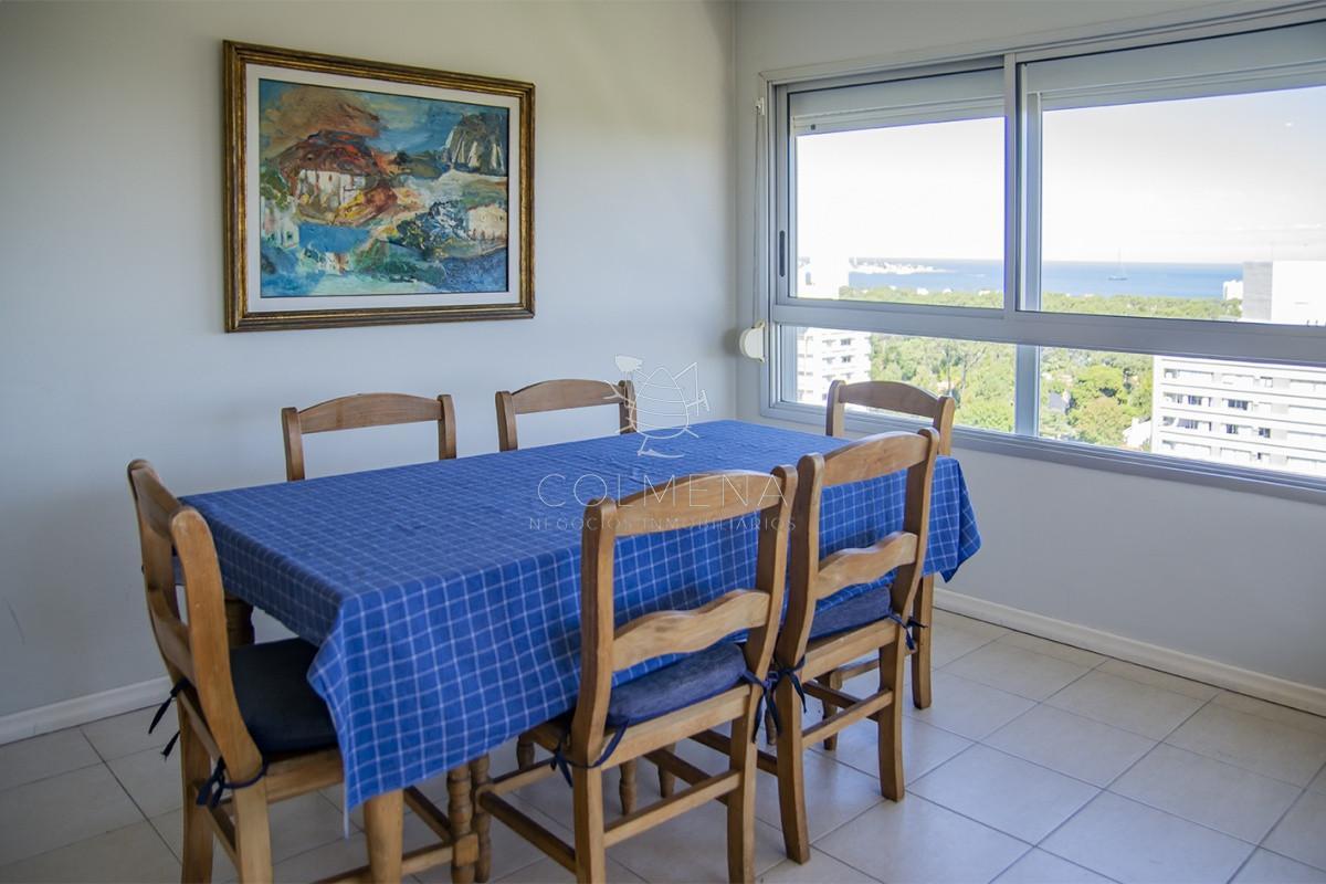 Foto de En venta apartamento de 3 dormitorios con muy buena vista a la bahía, imagen 1