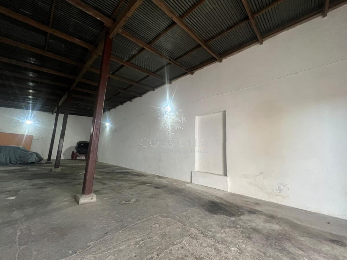 Foto de Se vende Galpón, ideal para Garaje, Deposito o Comercio. En pleno, imagen 1
