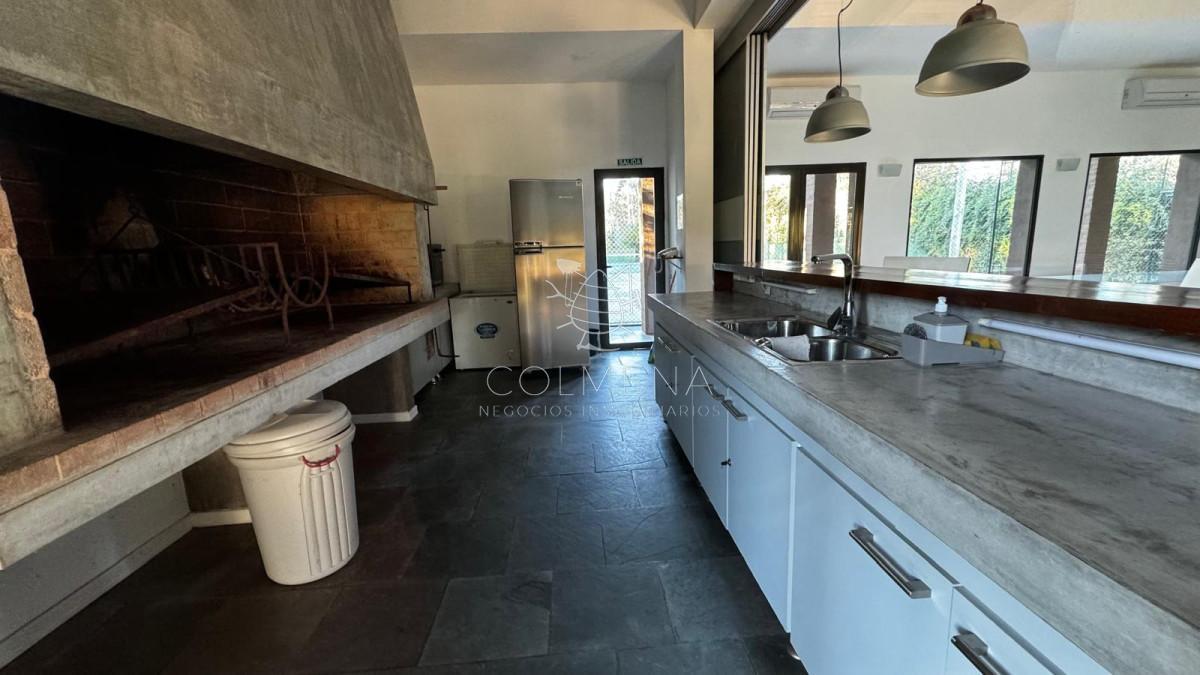 Foto de En venta derechos a sobre elevar, terreno en Pinares, Punta del Este, imagen 3