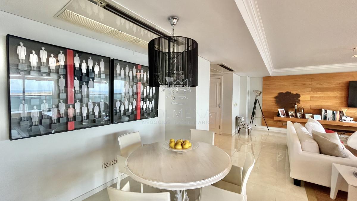 Foto de VENTA ALQUILER APARTAMENTO PRIMERA LINEA MANSA PUNTA DEL ESTE, imagen 4