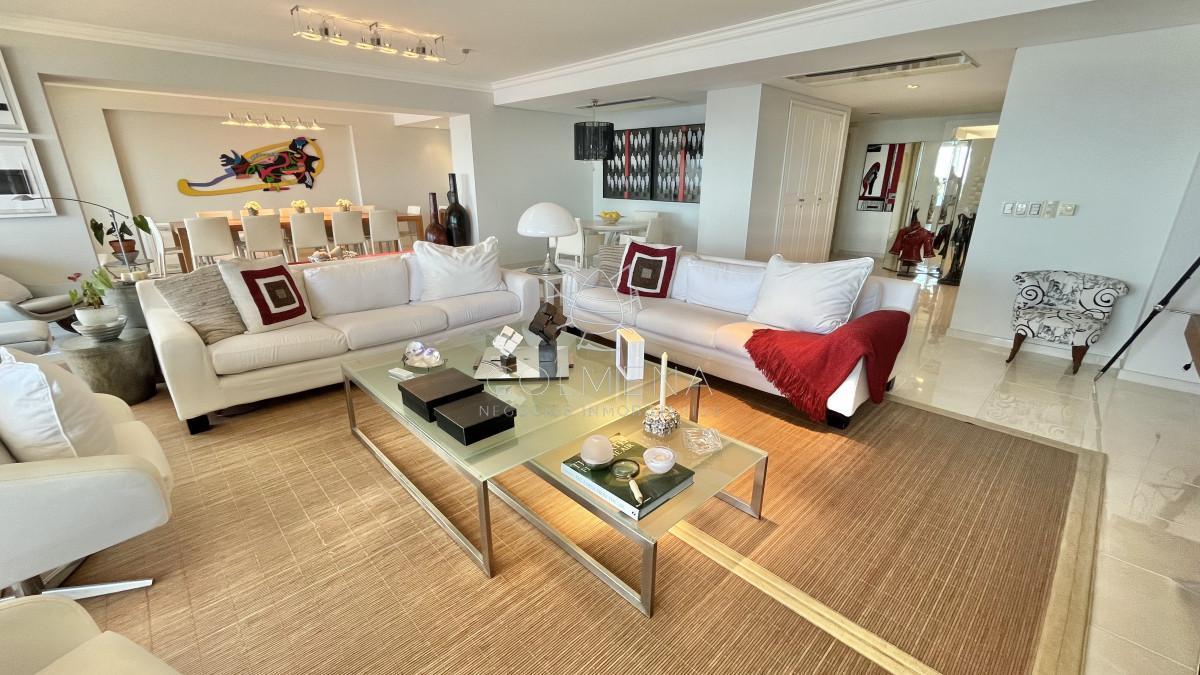 Foto de VENTA ALQUILER APARTAMENTO PRIMERA LINEA MANSA PUNTA DEL ESTE, imagen 2
