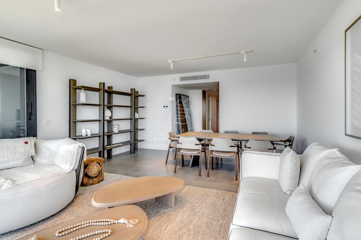 Foto de Apartamento de dos dormitorios en venta primera línea con garage, imagen 1
