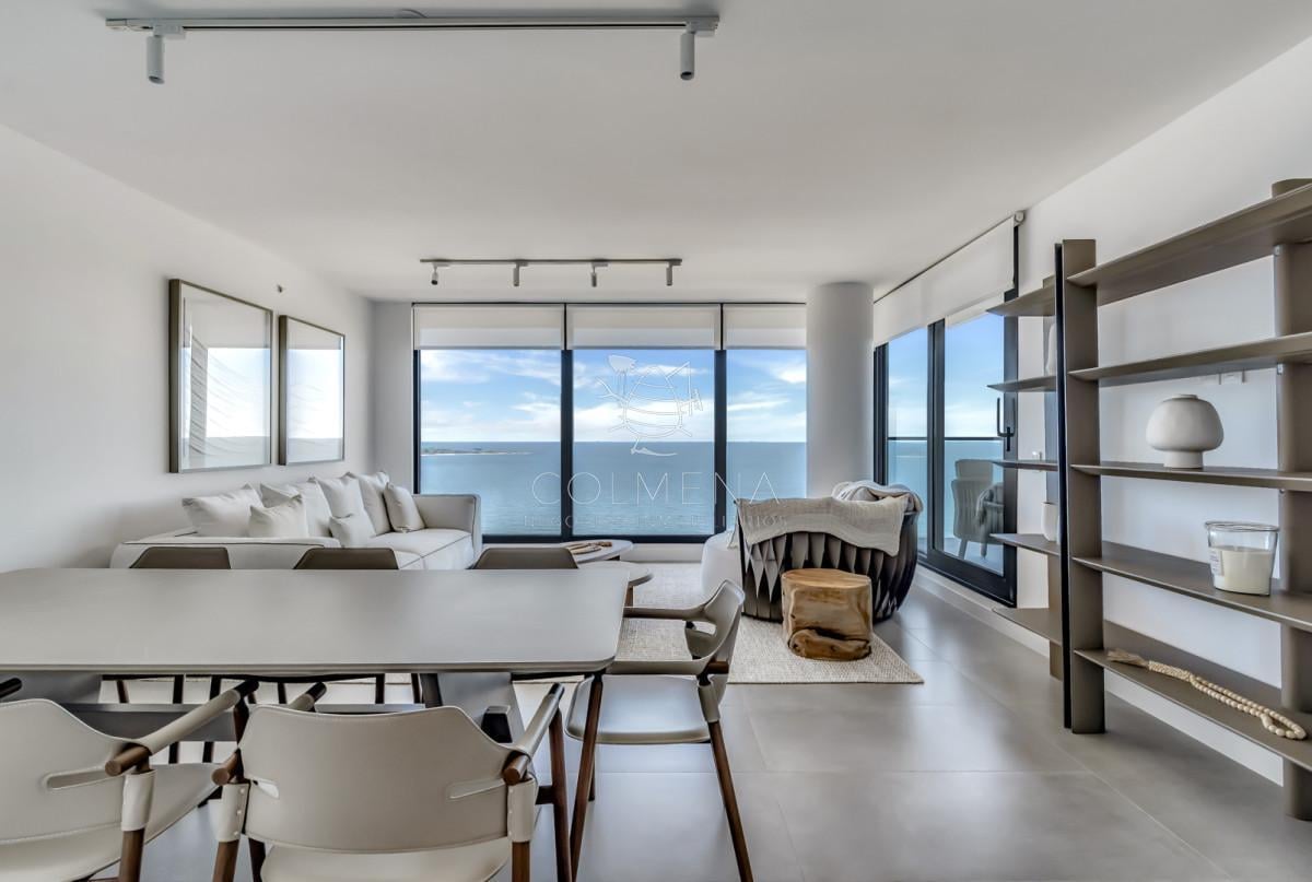 Foto de Apartamento de dos dormitorios en venta primera línea con garage, imagen 3