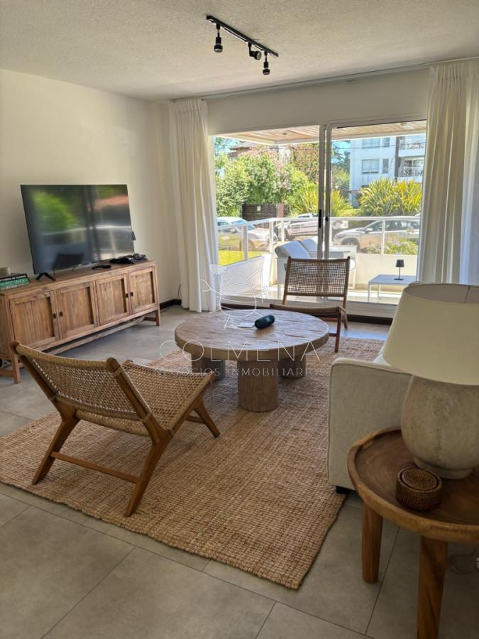 Foto de Apartamento de 2 dormitorios, disponible para verano, playa brava, imagen 2