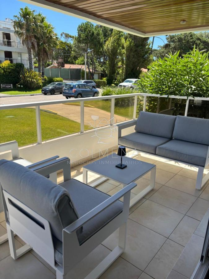 Foto de Apartamento de 2 dormitorios, disponible para verano, playa brava, imagen 3