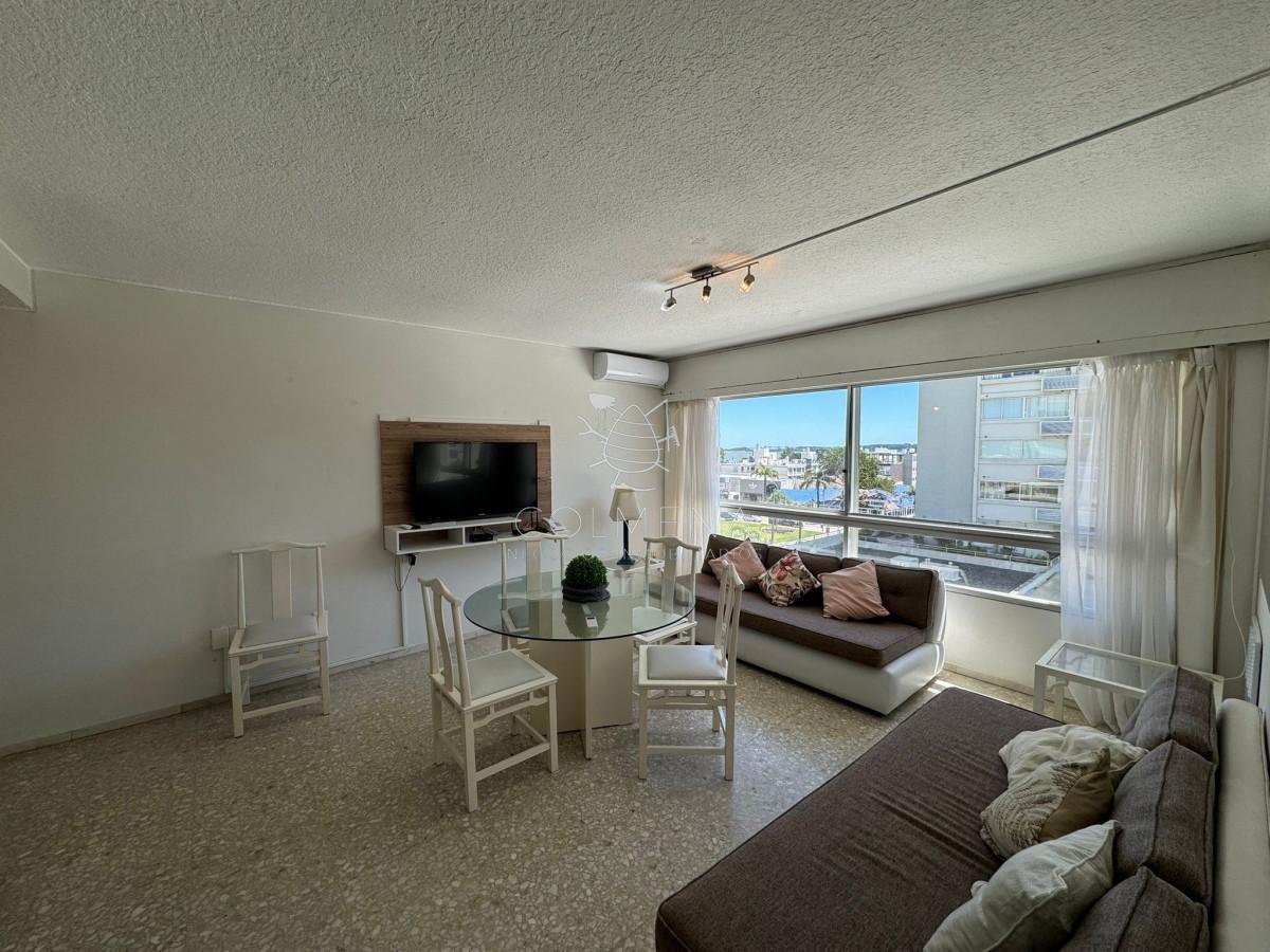 Foto de Apartamento en Venta de 3 dormitorios en Torre de las américas , Punta, imagen 2