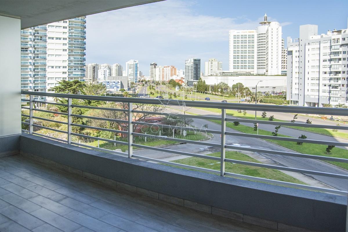Foto de Departamento de 2 dormitorios en venta en torre moderna a metros de, imagen 1