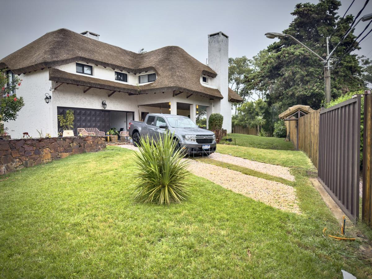 Foto de Casa en La Rinconada Punta Ballena a metros del mar, imagen 3