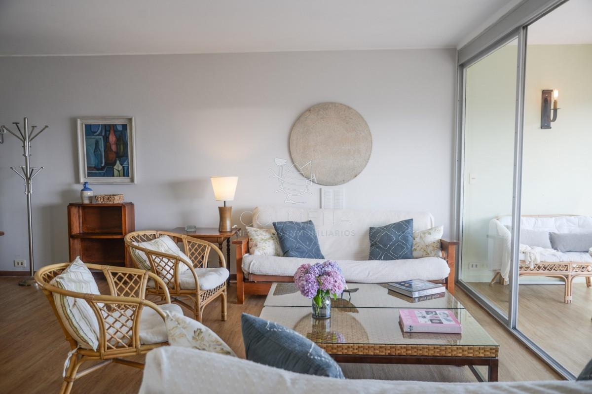Foto de Apartamento totalmente reciclado en alquiler, imagen 2