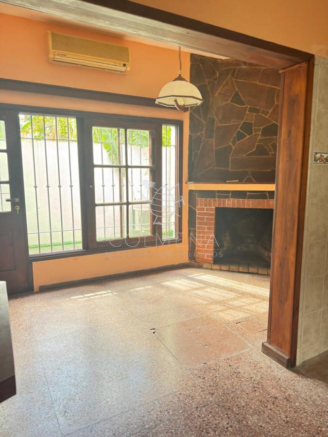 Foto de Casa en San Carlos se vende con renta muy bien ubicada cerca de avenida, imagen 2