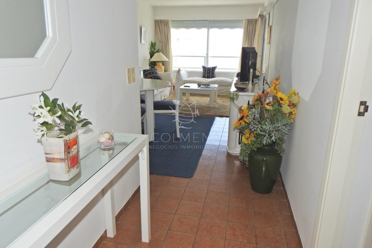 Foto de Apartamento 1 dormitorio y medio en playa mansa, imagen 4