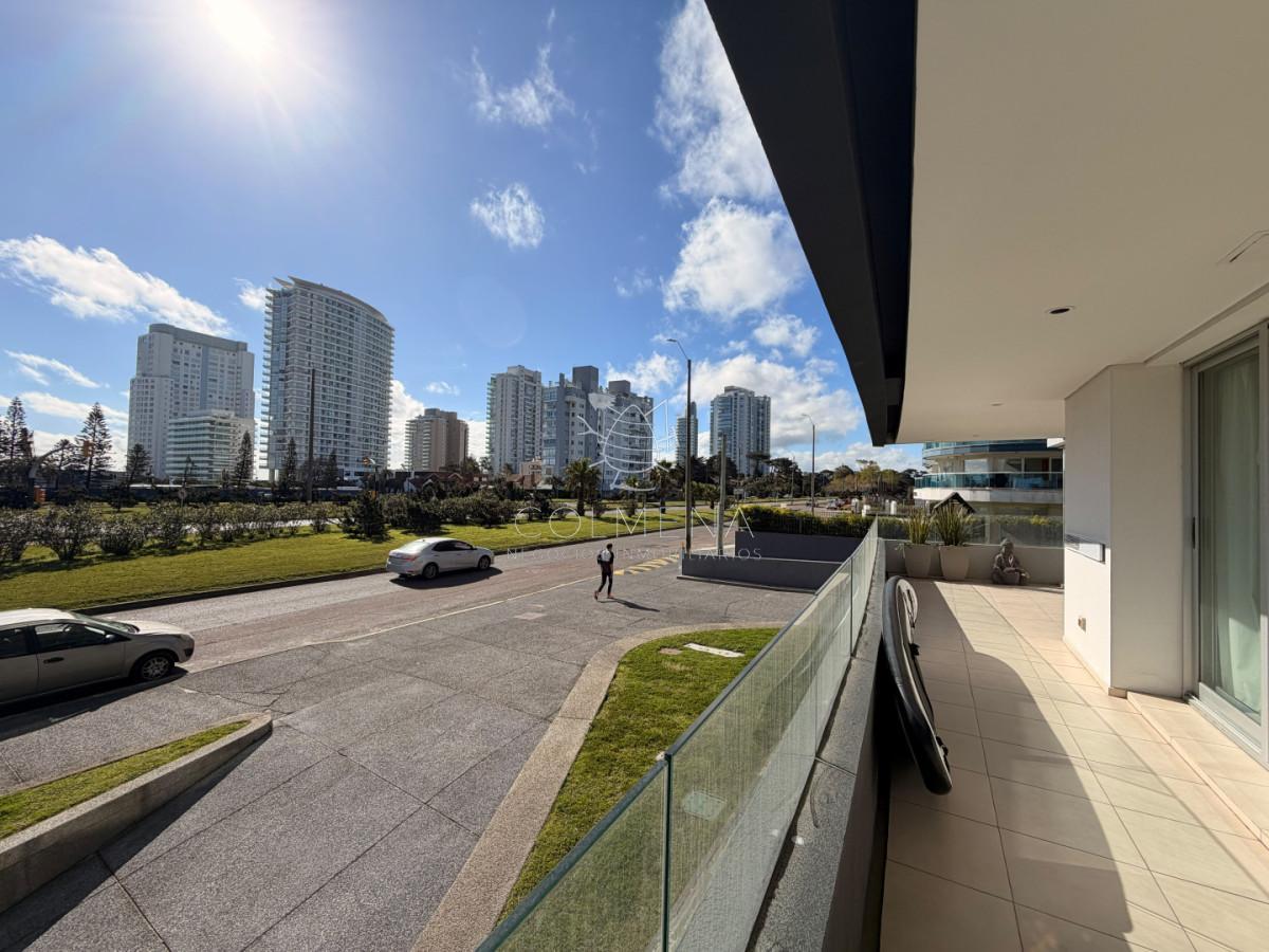 Foto de Exclusivo departamento en Punta del Este, imagen 2