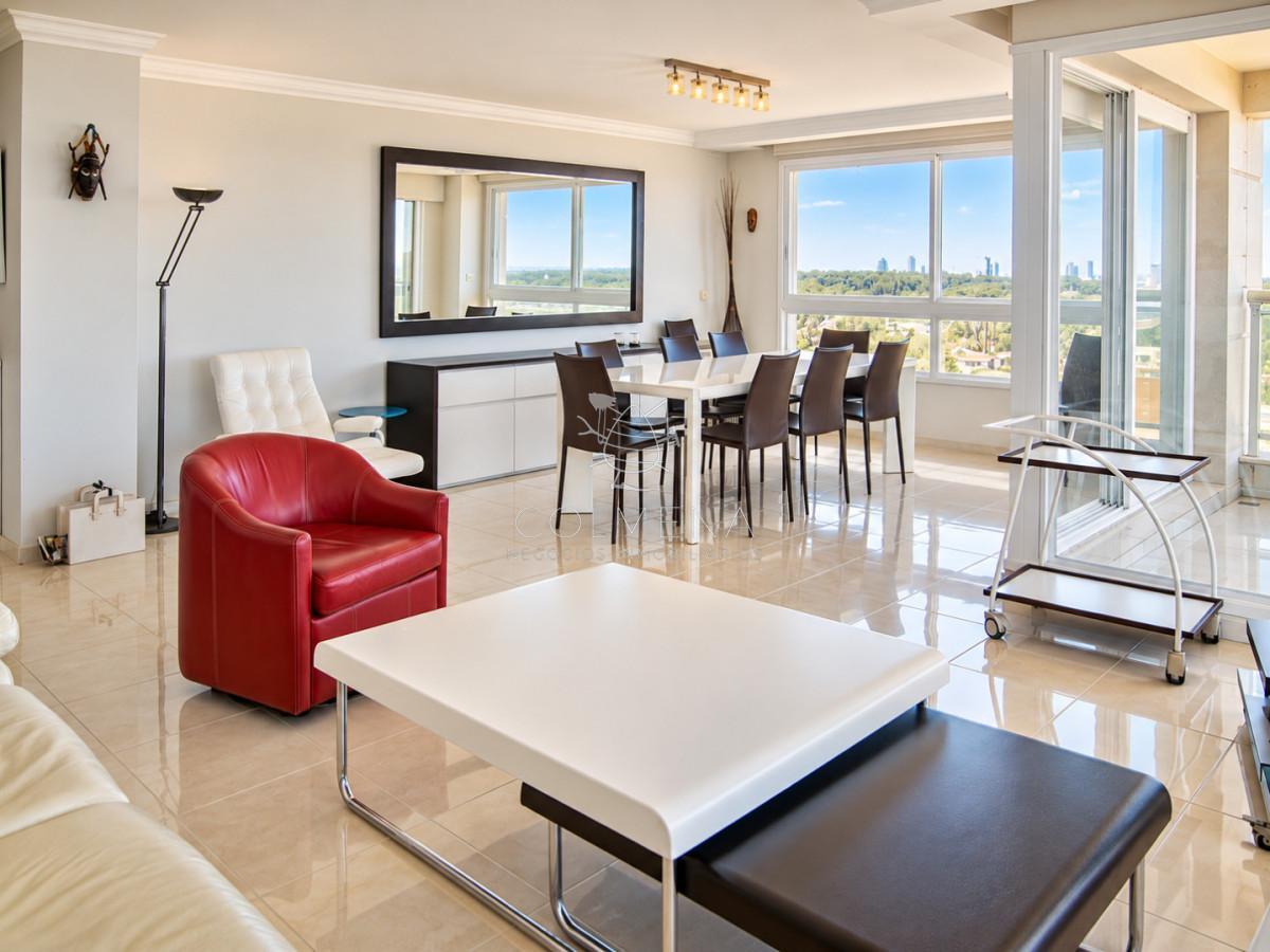 Foto de En venta apartamento de 3 dormitorios en suite en Punta del Este, imagen 4