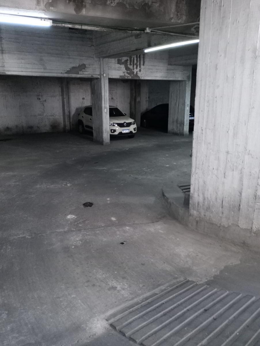 Foto de Cochera en Morón a la venta, imagen 1