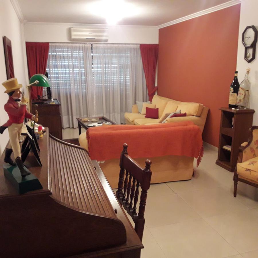 Departamento 4 Ambientes con Balcón Al Frente en Venta - Ituzaingó 5