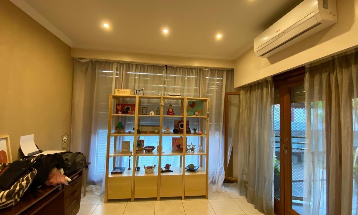 Casa con Parque y Pileta a La Venta en Ituzaingo 3