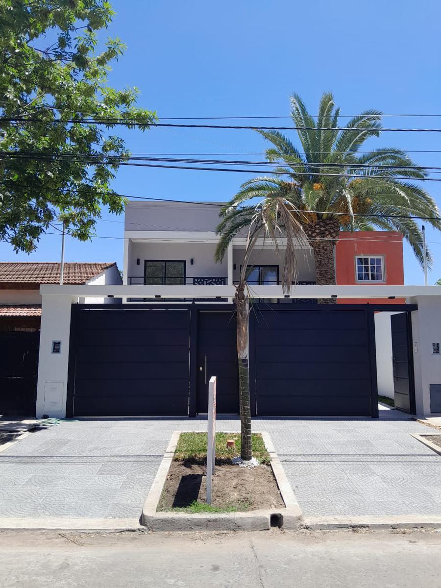 Dúplex 3 Ambientes en Venta en Ituzaingo 5