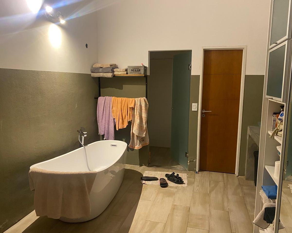 Foto de Casa en Parque Leloir en venta, imagen 2