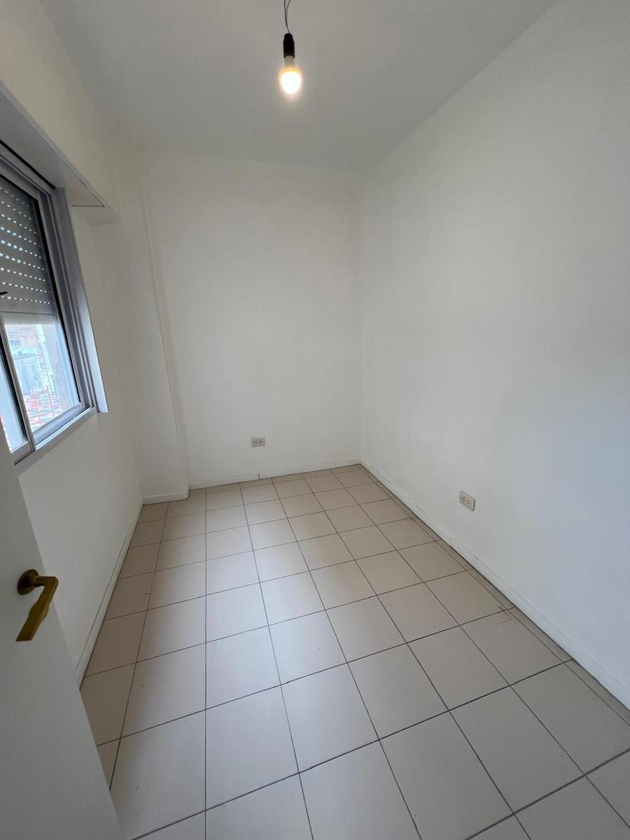 Departamento en Venta en Castelar