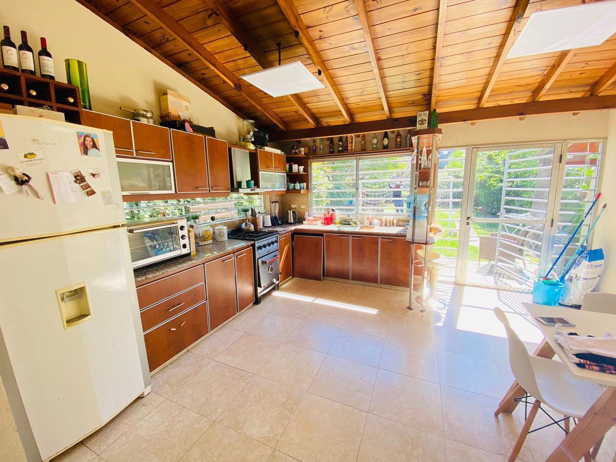 Casa a La Venta en Ituzaingó Norte 3
