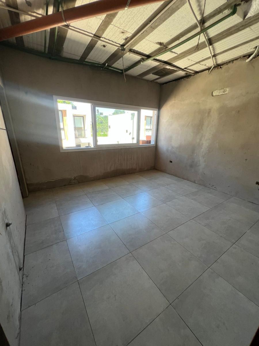 Foto de Triplex a la venta en Barrio Parque Leloir, imagen 3