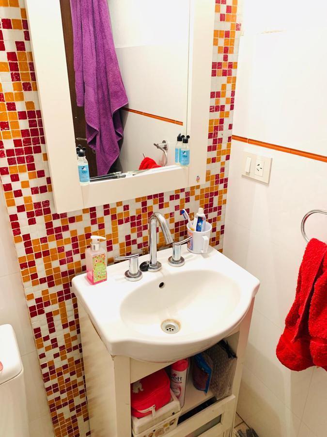 Casa 3 ambientes a la venta en Castelar Norte