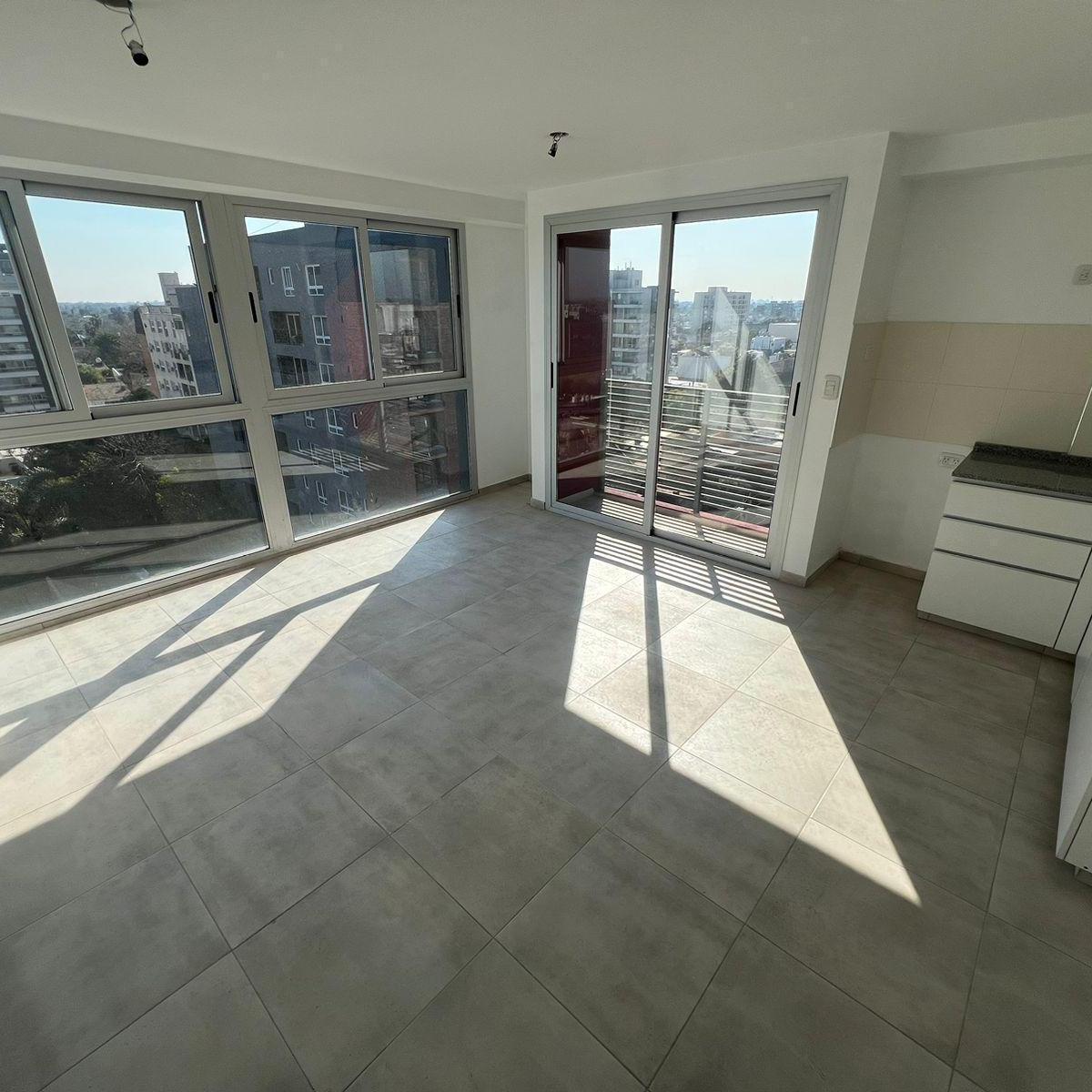 Departamento Dos Ambientes en Venta en Ituzaingo 2