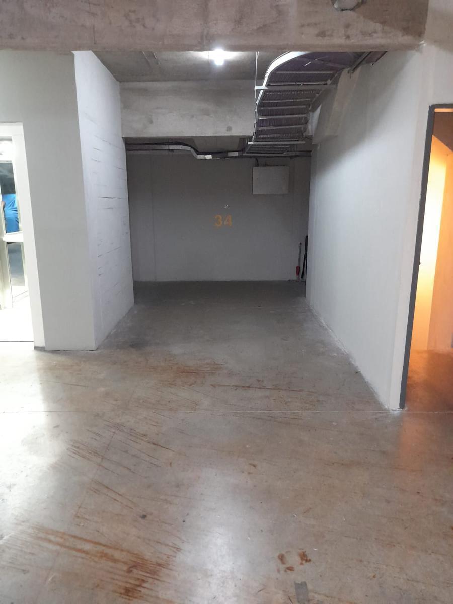Foto de Cochera en venta o alquiler en Ituzaingo norte, imagen 4